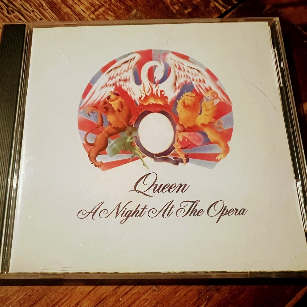5/5.00 Queen 'A Night At The Opera' CD
